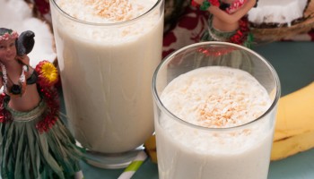 Hula Hula Tropical Smoothie PineappleandCoconut.com