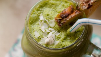 Greenya Colada Smoothie #pineapple #Coconut #healthy Pinappleandcoconut.com  (8)