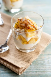 Pina Colada Yogurt Parfait Pineappleandcoconut.com #pineapple #coconut #healthy (3)