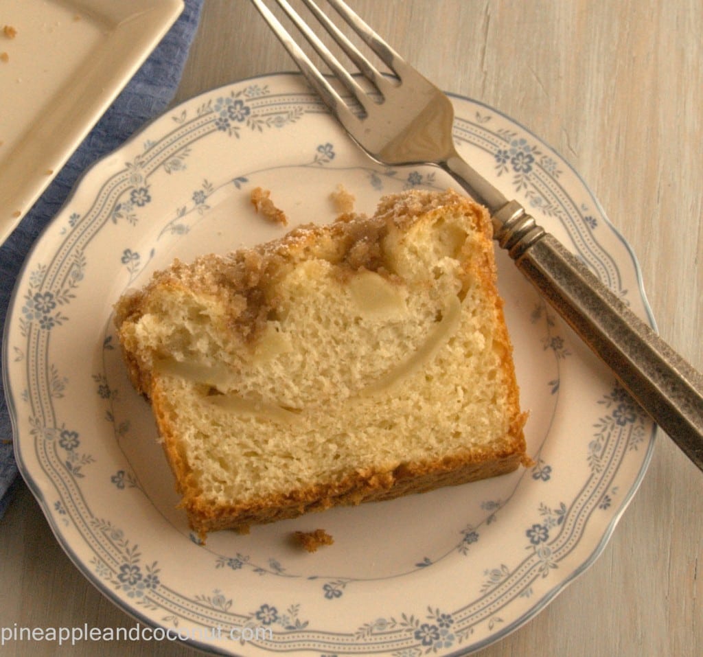 Apfelkuchen - Bavarian Apple Cake from pineappleandcoconut.com