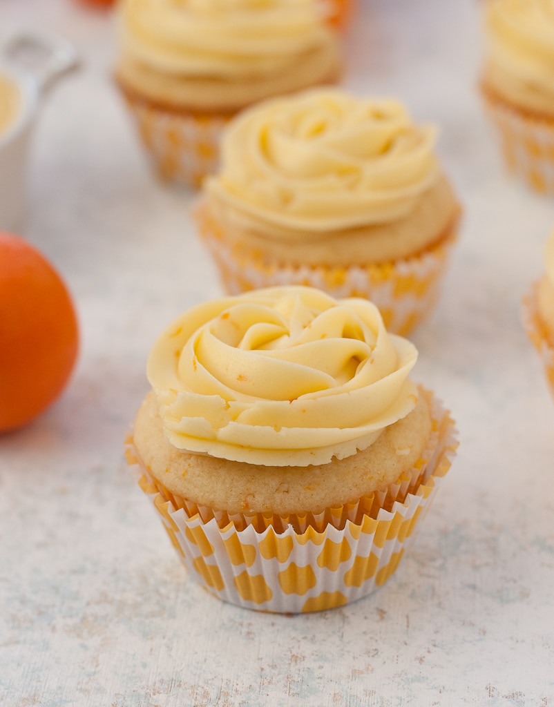 Cuties Clementine Cupcakes Via PineappleandCoconut.com