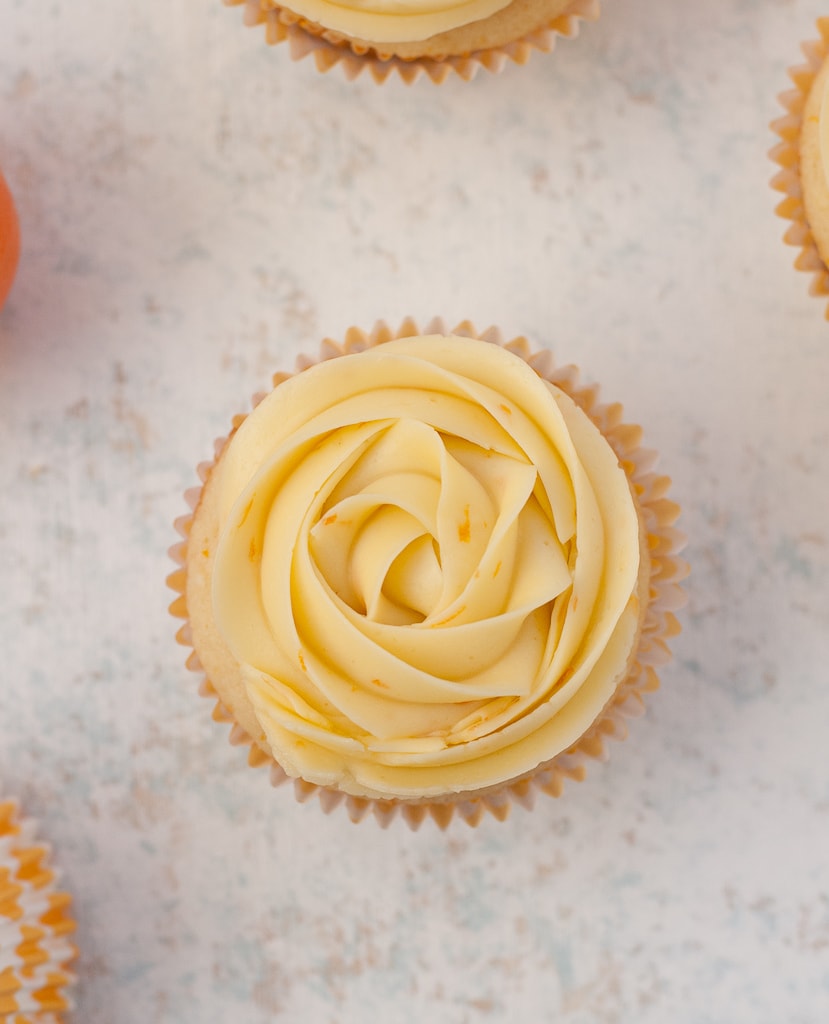 Cuties Clementine Cupcakes Via PineappleandCoconut.com