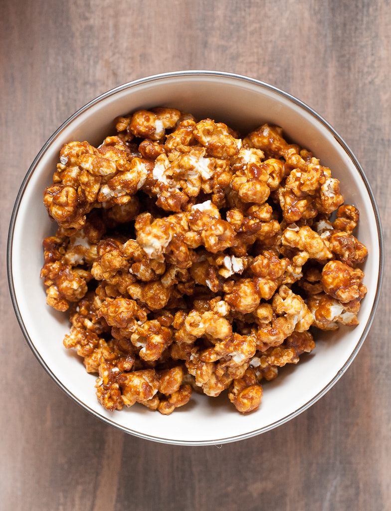 Vanilla Honey Salted Caramel Popcorn PineappleandCoconut.com