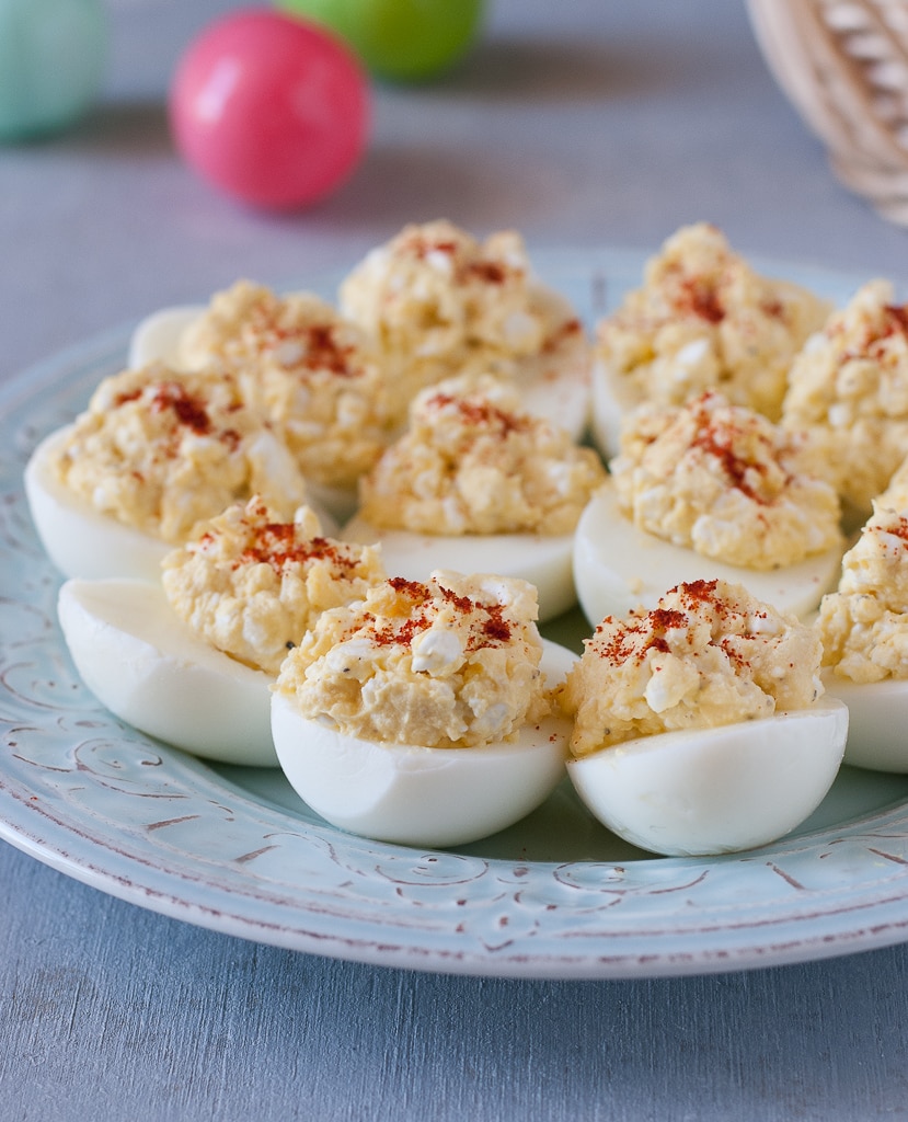 Easy Cottage Cheese Deviled Eggs PineappleandCoconut.com #healthy 