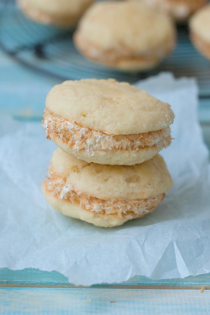 Pineapple Whoopie Pies with Coconut Marshmallow Cream Filling Pineappleandcoconut.com #leftoversclub #pineapple #coconut 