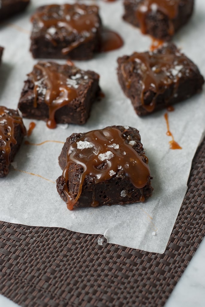 Salted Caramel Brownies Vs. Salted Caramel Brownies #LeftoversClub @pinacocoblog www.pineapplecoconut (4)