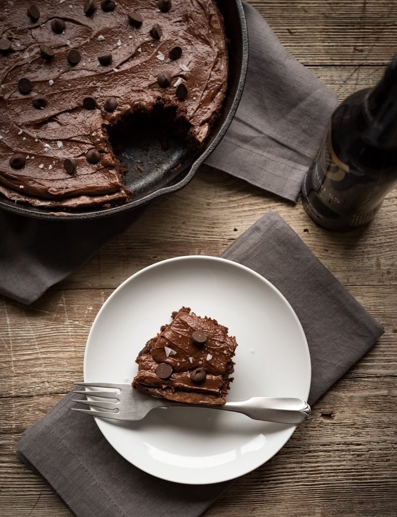 Guinness Stout Skillet Brownies with Salted Chocolate Guinness Frosting www.pineappleandcoconut.com