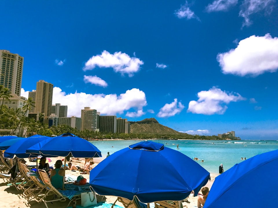 Hawaii Travel Guide Oahu Edition - Outrigger Waikiki Beach Resort Review www.pineappleandcoconut.com