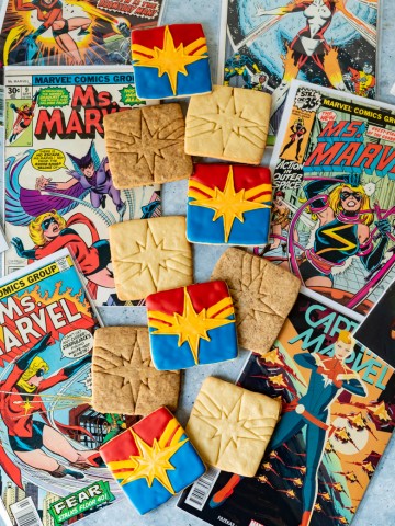 Captain Marvel Coffee Sugar Cookies www.pineappleandcoconut.com