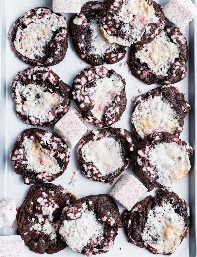 Chocolate Peppermint S’mores Cookies www.pineappleandcoconut.com