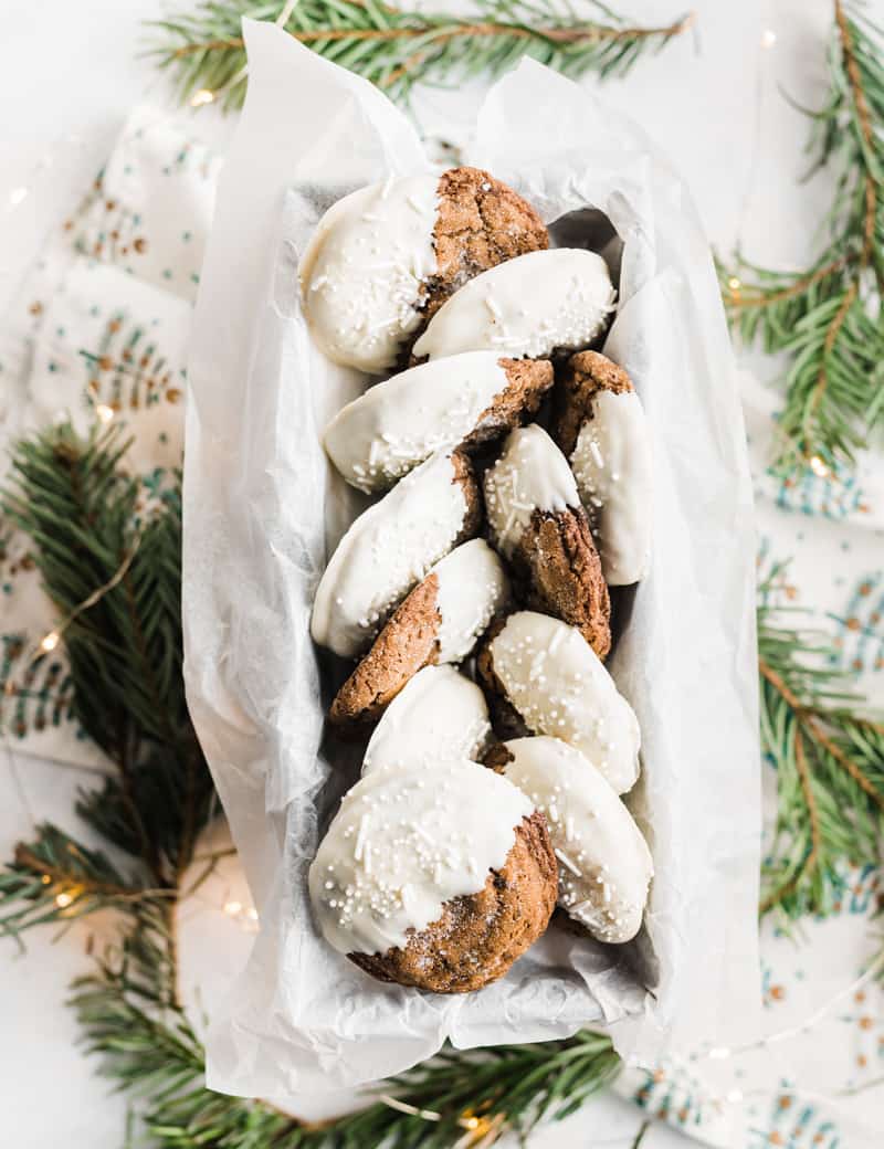 White Chocolate Dipped Soft Molasses Cookies with Pear and Ginger www.pineappleandcoconut.com