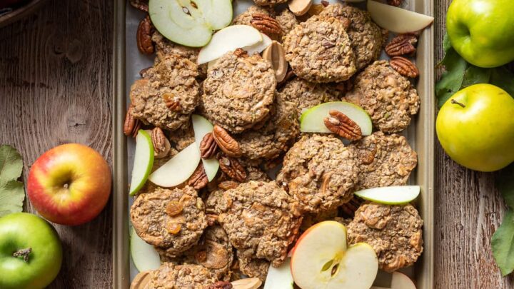 Soft Spiced Apple Oatmeal Cookies