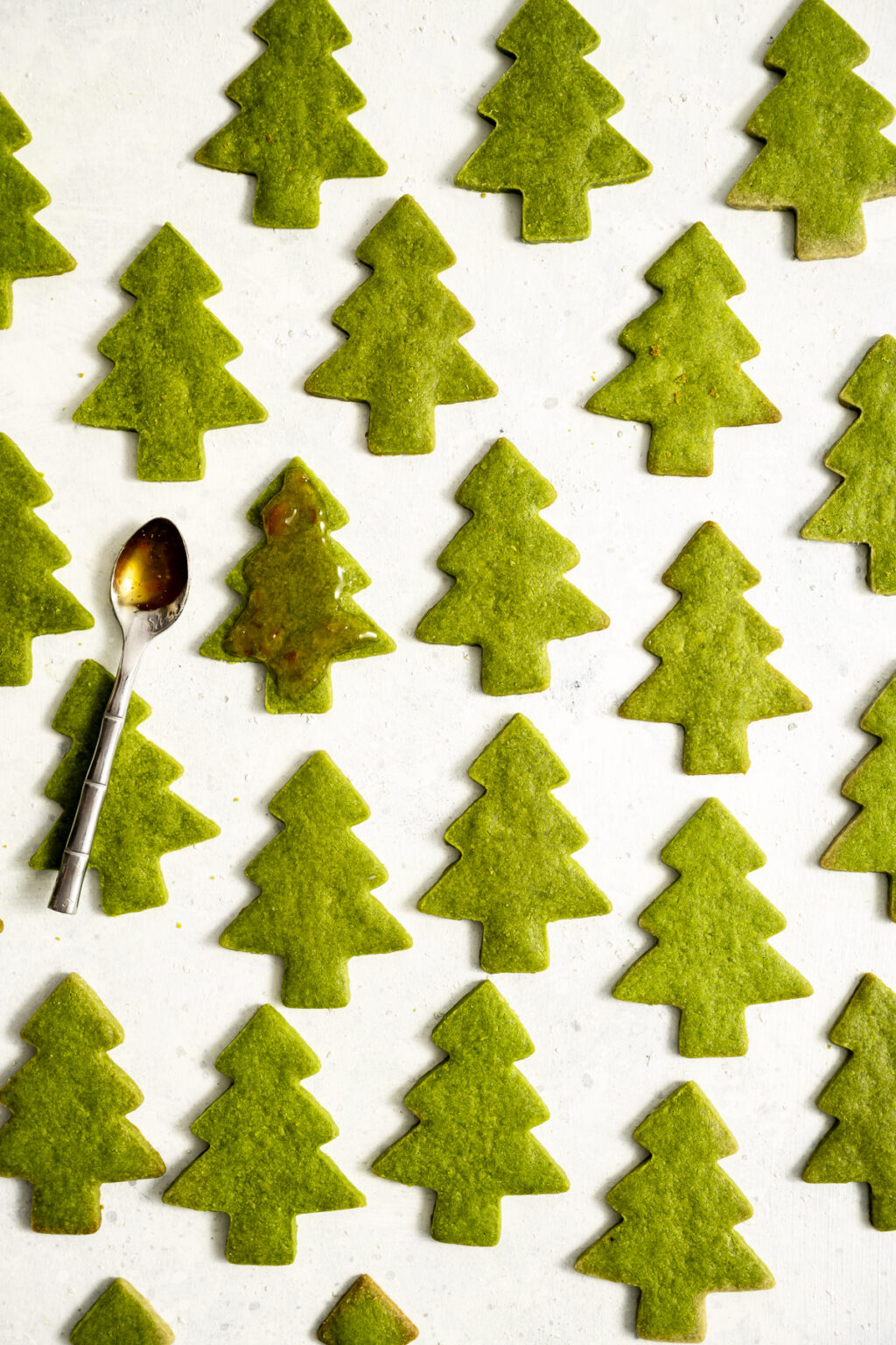 Matcha Linzer Cookies with Yuzu Marmalade